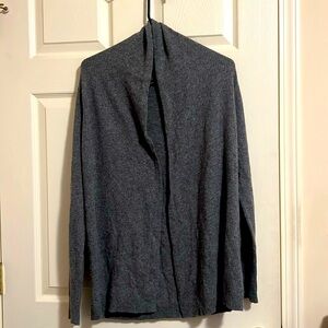 Banana republic sweater. Made of Italian yarn. Size S